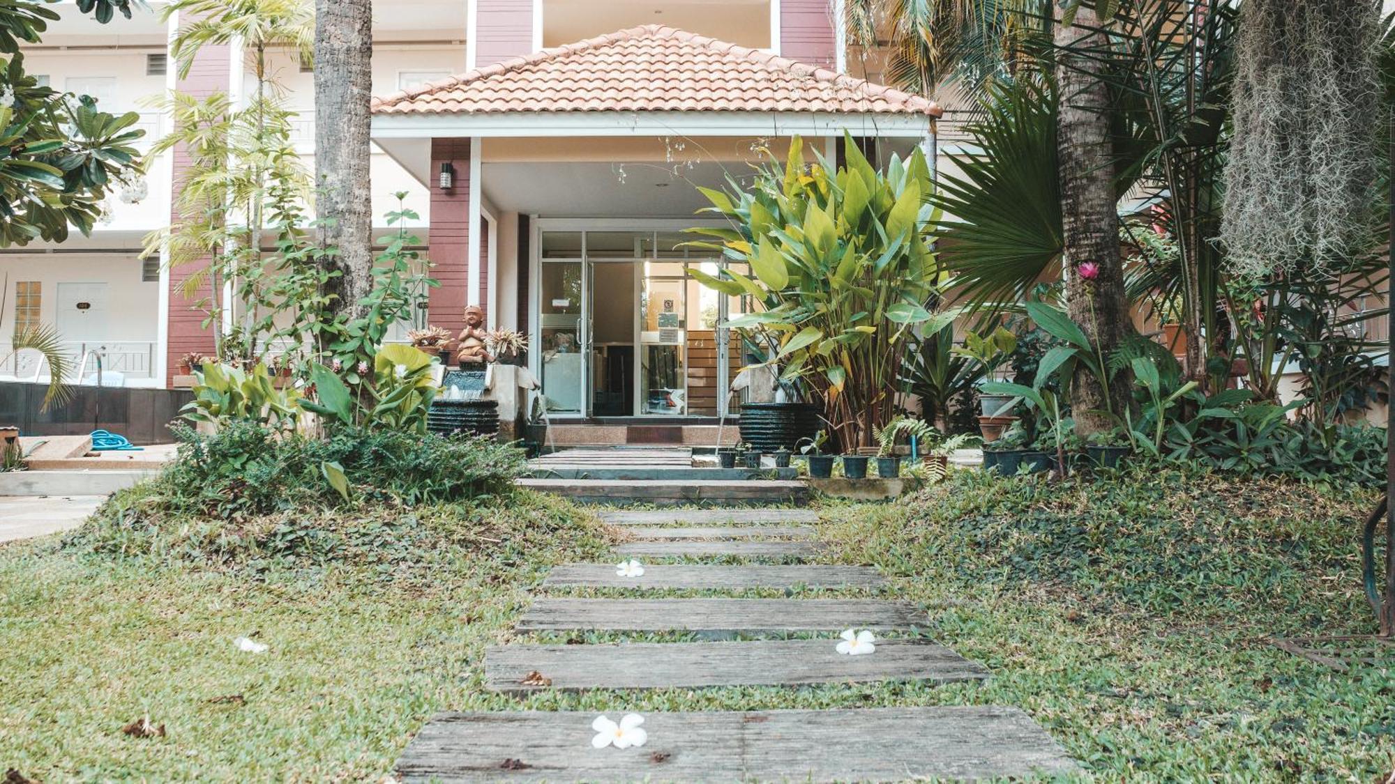 Nattidaplace Hotel Chiangmai Chiang Mai Exterior foto